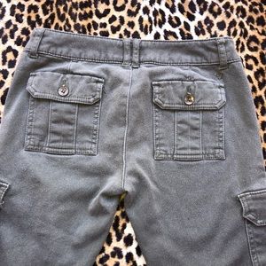 2/$15 AEO PANTS SZ 2 STRETCH JEANS